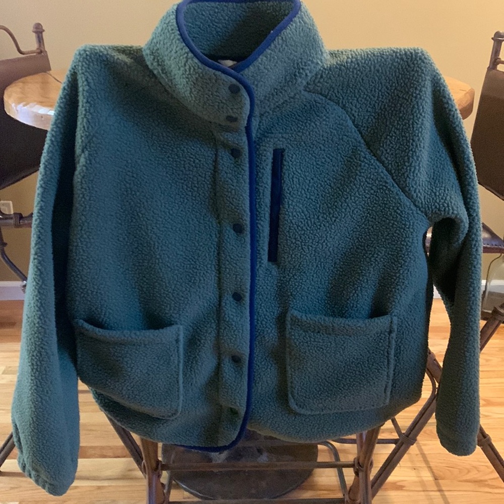 Olive green Vineyard Vines fleece button up jacket